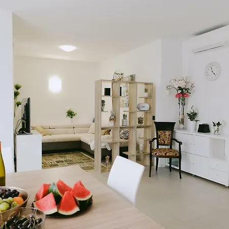 Magnolia Appartamento Torri Del Benaco