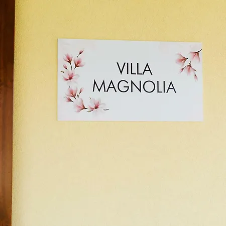 Magnolia アパート トッリ・デル・ベーナコ