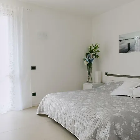 Magnolia トッリ・デル・ベーナコ